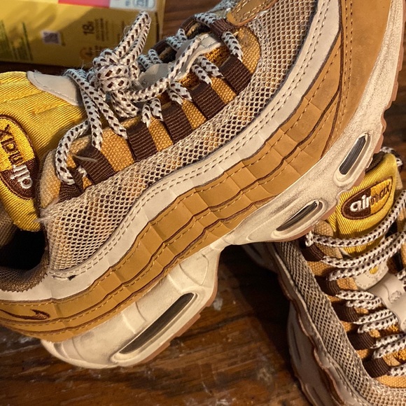 Air max - Picture 2 of 3